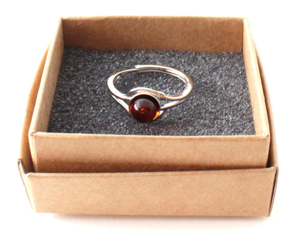 Anello Vintage Di Metallo Sterling Silver Con Ambra Baltica Cognac Anello Vintage Di Metallo Sterling Silver Con Ambra Baltica Cognac